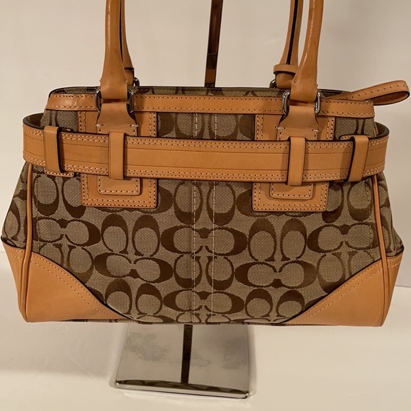 Coach Hampton Shoulder Bag - Picture 6 of 12